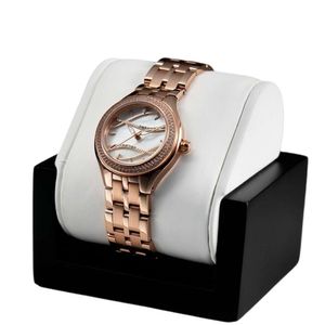 Rose Gold Bling Quartz Watch Waterproof Sier Dial Diamond Watch rostfritt stål Kvinnor klockor