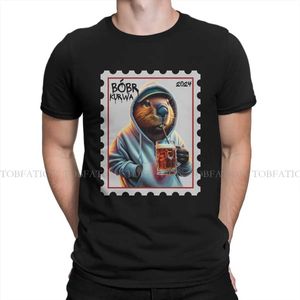 Мужские футболки Tshirt Kurwa Bobr Bober Printed Top с деревянной соломенной графической повседневной футболкой для мужчин уникальная подарочная одежда пиво Q240515