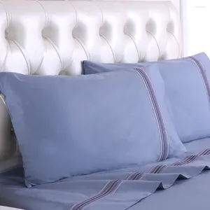 Sängkläder uppsättningar 400huvudräkning Set Blue med grått broderi inklusive 1 platt monterade 2 kuddväskor