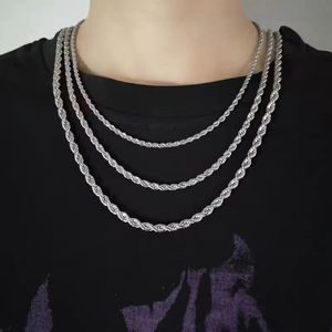 Guldkedjor Fashion Silver Hip Hop Jewelry Rope Chain Mens Halsband Miami Cuban Link Chain Halsband Giftbredd är cirka 3 mm