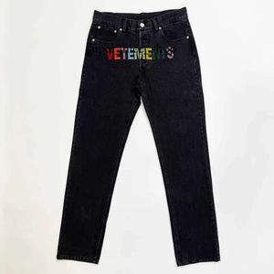 Vetements dżinsy męskie dżinsy kolorowe gorące diamenty luźne dżinsy mężczyźni kobiety 11 proste spodnie dżinsy mężczyźni Vetements Pants 324