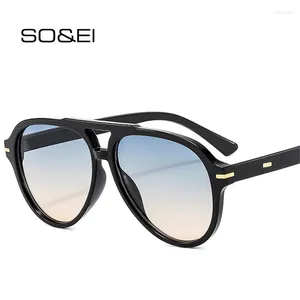 Солнцезащитные очки ретро негабаритные двойные мосты Пилот Женщины модные градиентные оттенки UV400 Мужчины в тренде заклепки солнечные очки