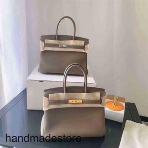 2024 Platinum Designer Bag Classic Handbag Wax Wrapped Thread Togo Calf Leather Lychee Pattern Leather Women's Buckle Handbag F09K