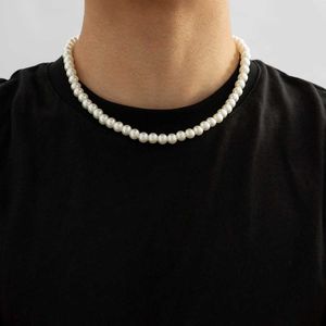 Pendant Necklaces Tren Bead Imitation Pearl Short Necklace for Mens Simple Handmade Beaded Chain Necklace 2023 Fashion Jewelry Necklace J240513