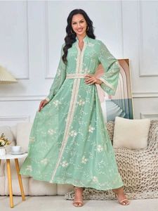 Etniska kläder Eid Muslimska kvinnor klär Mellanöstern Sydost Mesh Embroidery Abaya Party Dresses Ramadan Abayas Caftan Kaftan Jalabiya 2024 T240515