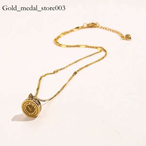 Louiseviution Necklace Louiseviution Designer Necklacenever Fading 18K Gold Plated Brand Designer Pendants Necklaces Stainless Pendant Beads Chain 24ss 127