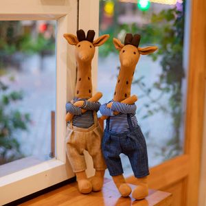 Kawaii Plush Toys Kids Słodka nadziewana jeleń Urocza żyrafa dla dzieci
