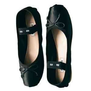 Lady Bow silk Yoga ballet flat shoe for woman men Casual Shoe Designer shoe outdoor tazz sandal loafer leather sexy luxury Dress shoe fashion dance walk trainer Shoes