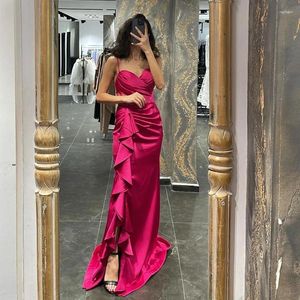 Party Dresses Eightree Pink Sexy Mermaid Prom Spaghetti Straps Ruffled Floor Length Plus Size Evening Gown Saudi Arabia