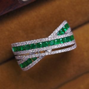 2024 Drop Shipping Wedding Rings Luxury Jewelry 100% Pure 925 Sterling Silver Round Cut Emerald Moissanite Diamond Gemstones Party Women Engagement Cross Band Ring Ring