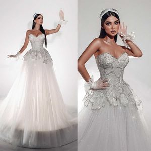 Mode en linje bröllopsklänning för kvinnor älskling ärmlös brud klänning paljetter pärlor svep tågklänningar skräddarsydda vestidos de novia