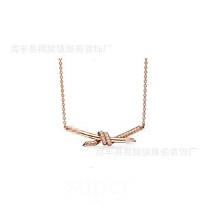 2024 New Designer Jewelry Tiffanyjewelry Necklace Fashion High Quality Necklace Women Necklace Silver Goldplated Knot Knot Necklace With Diamond Studded 502