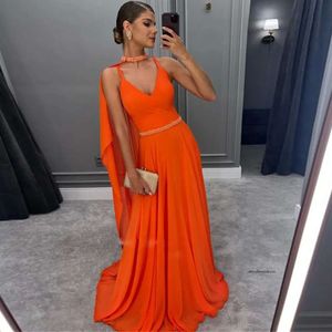 Orange Spaghetti -Gurt Abendkleider mit Cape Perlen Taille Boho Prom Kleid Chiffon Sweep Train Damen Promi Vestidos 2023 0516