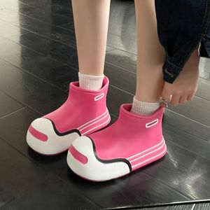 Rain Boots Womens Waterproof Rubber Shoes Cute Childrens Rain Boots Bekväma trädgårdsarbetsskor Kawaii Kort boot Botas 240514