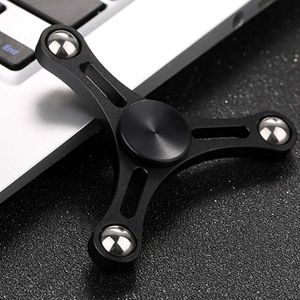 10pcs dekompresyon oyuncak tri-spinner fidget komik çocuk yetişkin oyuncak fidget spinner metal eller spinner otizm ve DEHB antistress bulmaca oyuncak b0127