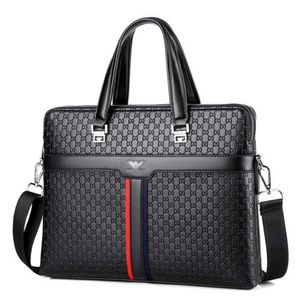 Men Bolsas de negócios Borda de couro Bolsas de laptop de couro impermeabilizada 14 polegadas Multifuncionários portáteis Bolsa mensageira de escritório 220124 303g