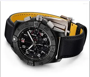 Principais relógios de punho de luxo de luxo Watch Quartz Endurance 44mm de borracha multicolorida