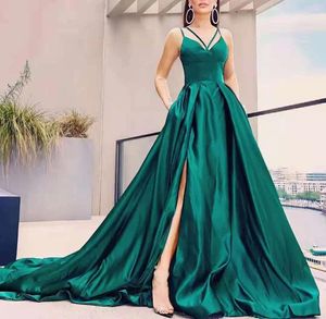 Sukienki imprezowe długie spaghetti A-line zielony boczny szczelinę wieczór w szyku V Długość podłogi Elegancki zapinany na błąd Tiulowe sukienki dla kobiet