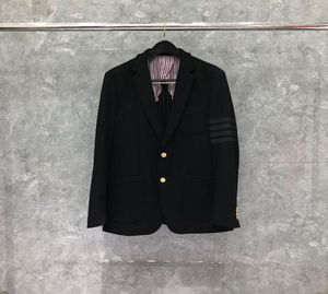 4Bar Stripe Men039S Suje Business Casual Lã Fine Cashmere Designer Blazers Men Wedding Club Luxury Brand Peak Lapel Suit CoA8998845