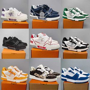 Scarpe da corsa scarpe in rilievo scarpe scenografo sneaker sneaker triplo outdoor bianco nero blu verde blu denim rosa lusso sneaker casual sneaker ly baipasto