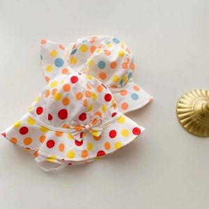 CAPS HATS Söt ruffle Panama Sun Hat For Baby Girl Sweet Dot Bowknot Spädbarn Bucket Cap Summer Toddler Kids Wide Brim Fisherman Hats Bonnet Y240517