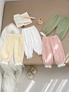 Trousers 2024 Summer Childrens and Girls Pants 0-3 Year Childrens Solid Color Elastic Waist Lace Jogging Loose Trouser Cotton Bottom Clothing d240517