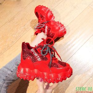Casual Shoes Women's Chunky Sneakers 2024 modemärke design kvinnor plattform tränare kvinna bling pappa damer skor rött