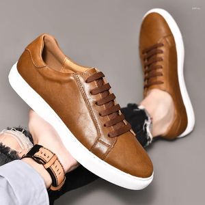 Sapatos casuais masculino tênis de couro genuíno vaca de estilo britânico