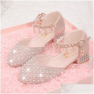 Första Walkers Girls High Heel Shoes For Kids Pearl Teen Crystal Party Princess Child Formell läder Sandaler Skodon 230308 Drop Deliv Dhj9z