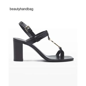 YS Yslheels Y-formade kvinnor Box med Sandal High Heels Shoes Luxury Design Cassandra Medallion Toe-Ring Sandaler Black äkta läder coola sandaler med TG TQIV