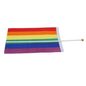 Bandeira bandeira bandeira arco -íris bandeira de bastão de orgulho gay de 5x8 polegadas Mini acenando com o suporte da mão usando com o ouro DOUR DO GOLD DROW DOURS HOME GARDEN FESTI DHF4D