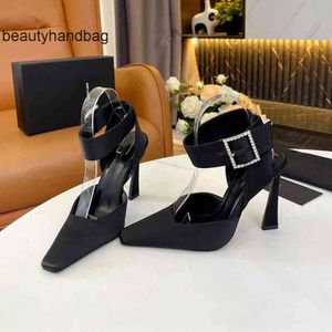 YS YSLHEELS Y-образный 2023 Fashion Женские туфли для женских туфель Nude Black Leather Leatherty High High Thane Shouse