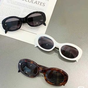 Celline High End Designer Sunglasses for Sunglasses Board Black Oval Versátil Face Pequenos óculos de sol Pequenos copos Original 1 a1 com logotipo e caixa real