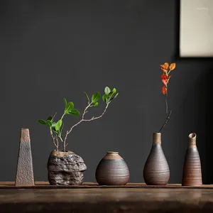 Vaser 1pc kreativ handgjorda antika keramiska moderna minimalistiska dekorativa hantverk blomsterhållare för heminredning