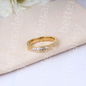 Designer CA Ring Luxury Rings for Women Men rostfritt stål diamanter mode trendiga klassiska bokstavsringar premium högkvalitativa gåvor