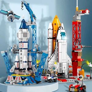 Andra flyg- och rymdsport Model Shuttle Rocket Launch Center blockerar Space Ship Childrens Building Creative Toys