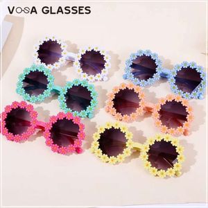 Girl Sporower Round Flower Cute Ladies Fashion Sun Shade Glasses Daisy Child Child Matching Suntrases L2405