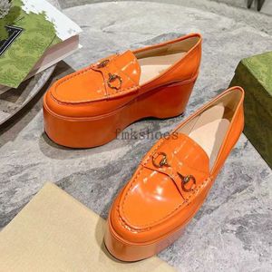 Plattform loafers läder kvinnors små läderskor casual kvinnor skor glid på nakna skor utomhus promenad sommar vår höstskor damer designer sko 5.17 02