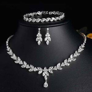 Wedding Jewelry Sets ZAKOL Luxury Bright Zirconia Leaf Necklace Earrings Ring Bracelet Set Womens CZ Pendant Bridal