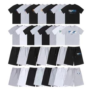 Trapstar Mens T 셔츠 남자 티셔츠 Trapstar 트랙복 디자이너 반바지 자수 편지 고급 무지개 컬러 블랙 흰색 여름 스포츠 패션면 슬리브