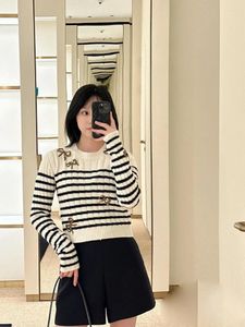 Women's Knits Girl Style Fashionable Simple And Atmospheric Classic Contrasting Striped Knitted Beaded Bow Long Sleeved Sweater