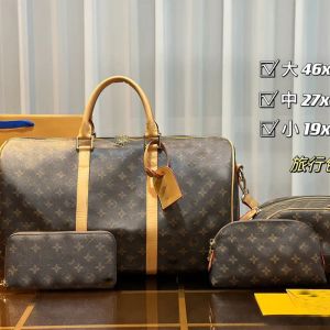 Väskor 2024 Spring New Designer Travel Duffle Bag Luxury Handväskor Classic Casual 4PC Set Tote Fashion Stora kapacitet Weekender Väskor Kvinnor