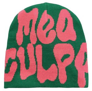 24帽子のデザイナー女性ピンクビーニーメンズミアカルパスファッションカジュアル秋の冬の暖かさの暖かさクリスマスデーギフト愛好家編みキャップソフト