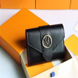 10A Fashion Designers 12CM Purse Womens 23SS Wallet Leather Cowhide Women Short Metal Luxurys Fittings Pouch Pvxts