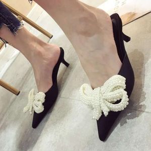 Pearl Sandals Women 2024 703 Slippers Lady Bow Pointed Toe Silk Beading Bowtie Mules Shoes Woman Outdoor Slides Flip Flops tie a322