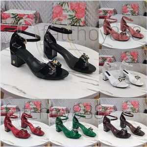 Designer tacchi in metallo decorazione decorazione slingbacks tacchi alti 6 cm in pelle di lusso sandali da donna sandali lady party wedding designer scarpe da design classiche scarpe vestito dimensioni 34-43