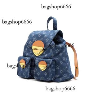 Duma Designer Backpack Women Chains Book Bag Bage Fashion Nased Lady Mini Counter Facs Pres