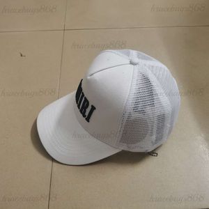 24 Designerin Lexurie Lettre Broderie Bend Wave Caps Männliche Hip Hop Visor Mesh männliche Femelle Kreuz Punk Baseballhüte