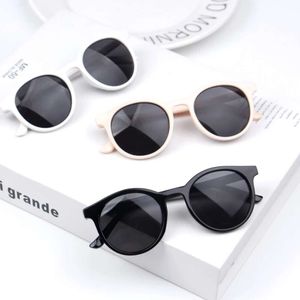 Kids Fashion Square Children Sunglasses Boy Girl Stylish Goggles Baby Student Eyeglasses Party Eyewear UV400 L2405