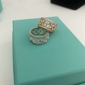 Designer Tiffanyjewelry Ring S925 Sterling Silver Luxury Zircon Ring Fashionable and Versatile Female Luxury Food Ring Is Hollow and Does Not Fade